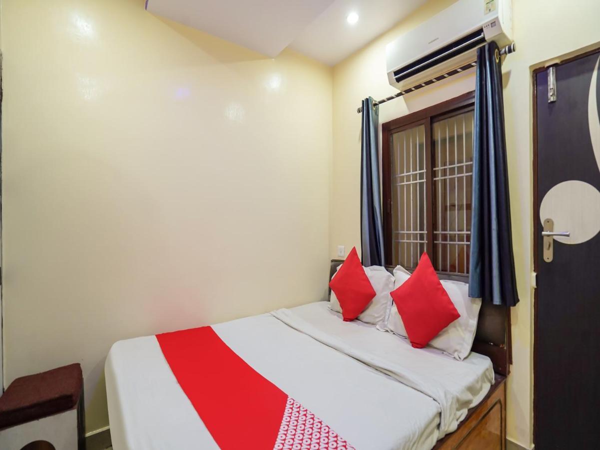 Oyo 75627 New Ankit Guest House 바라나시 외부 사진